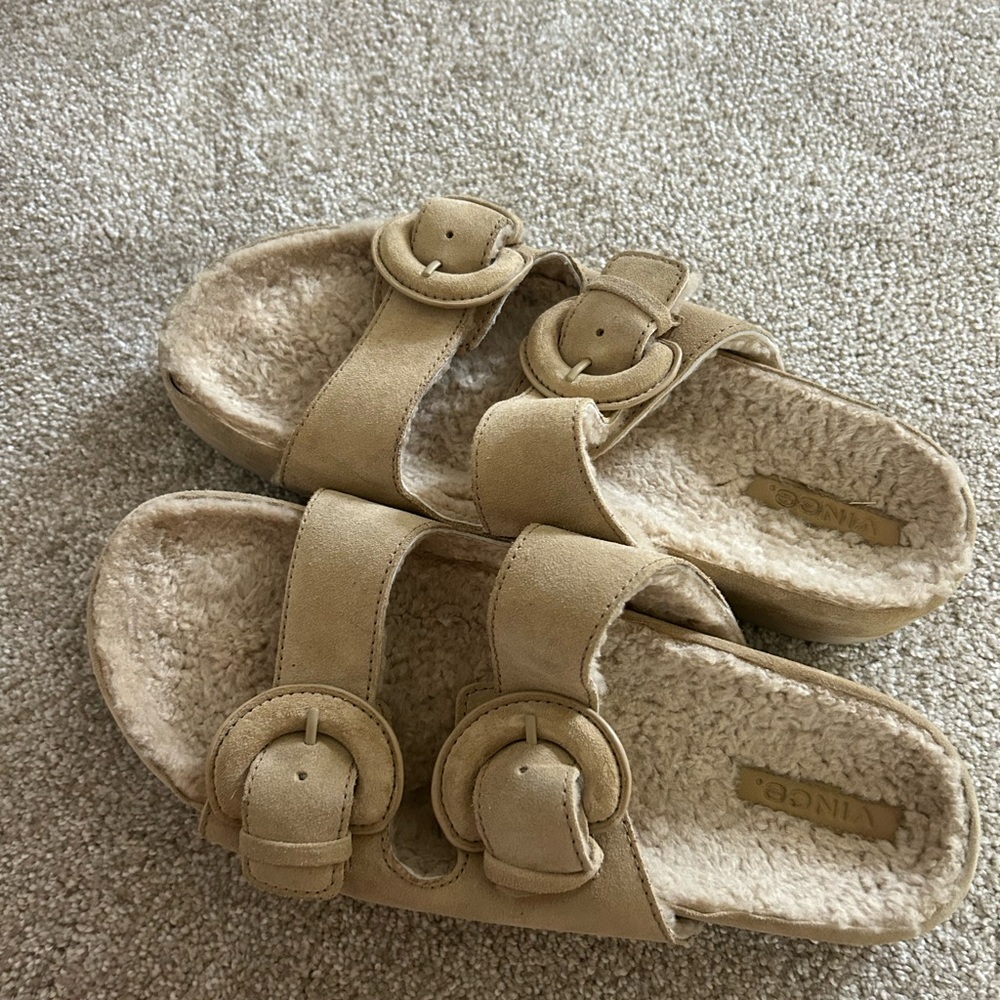 Vince Suede Fleece Lined Sandals Size 9